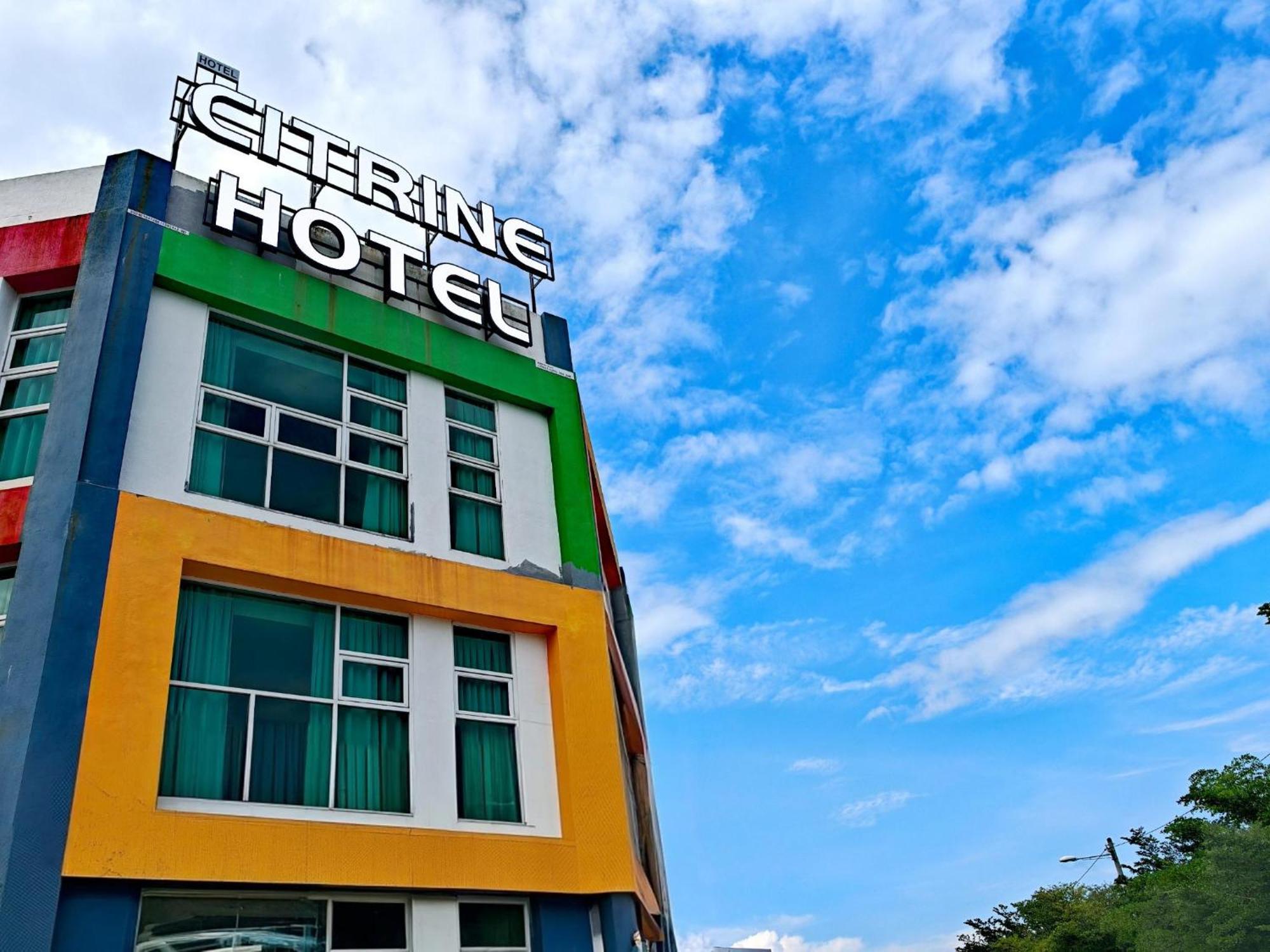 Citrine Hotel Seri Iskandar Exterior foto